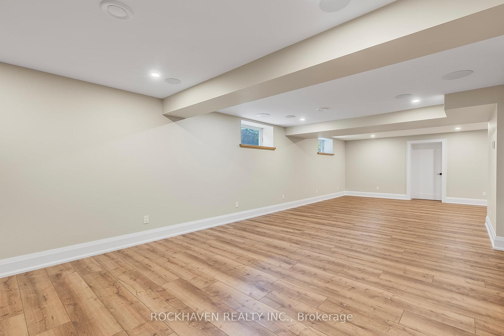 155 Grove Park Drive photo 20