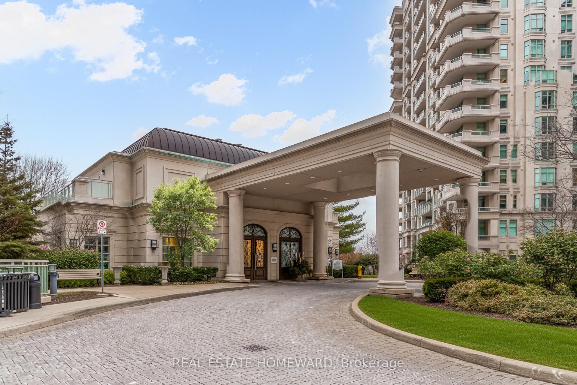 Aria Condominiums