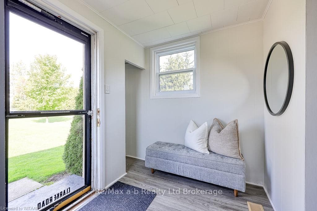 87 CLARK Road photo 31