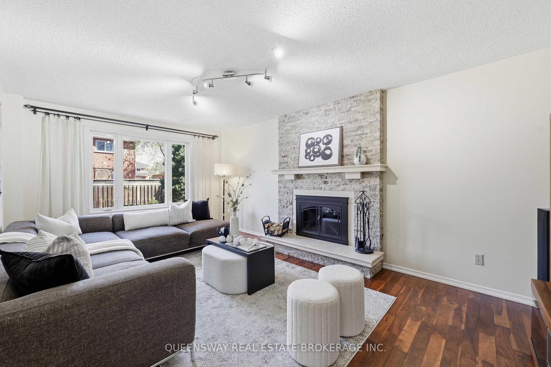 223 River Oaks Boulevard photo 20