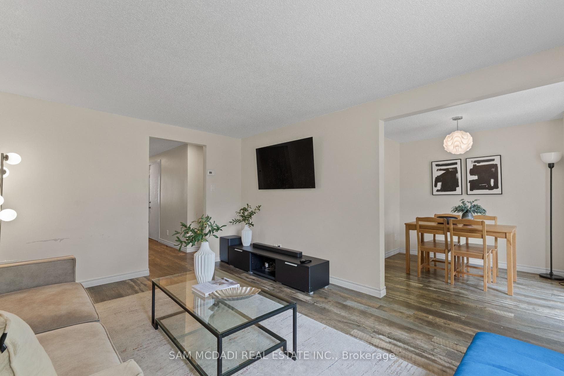 65 Edgemere Drive photo 8