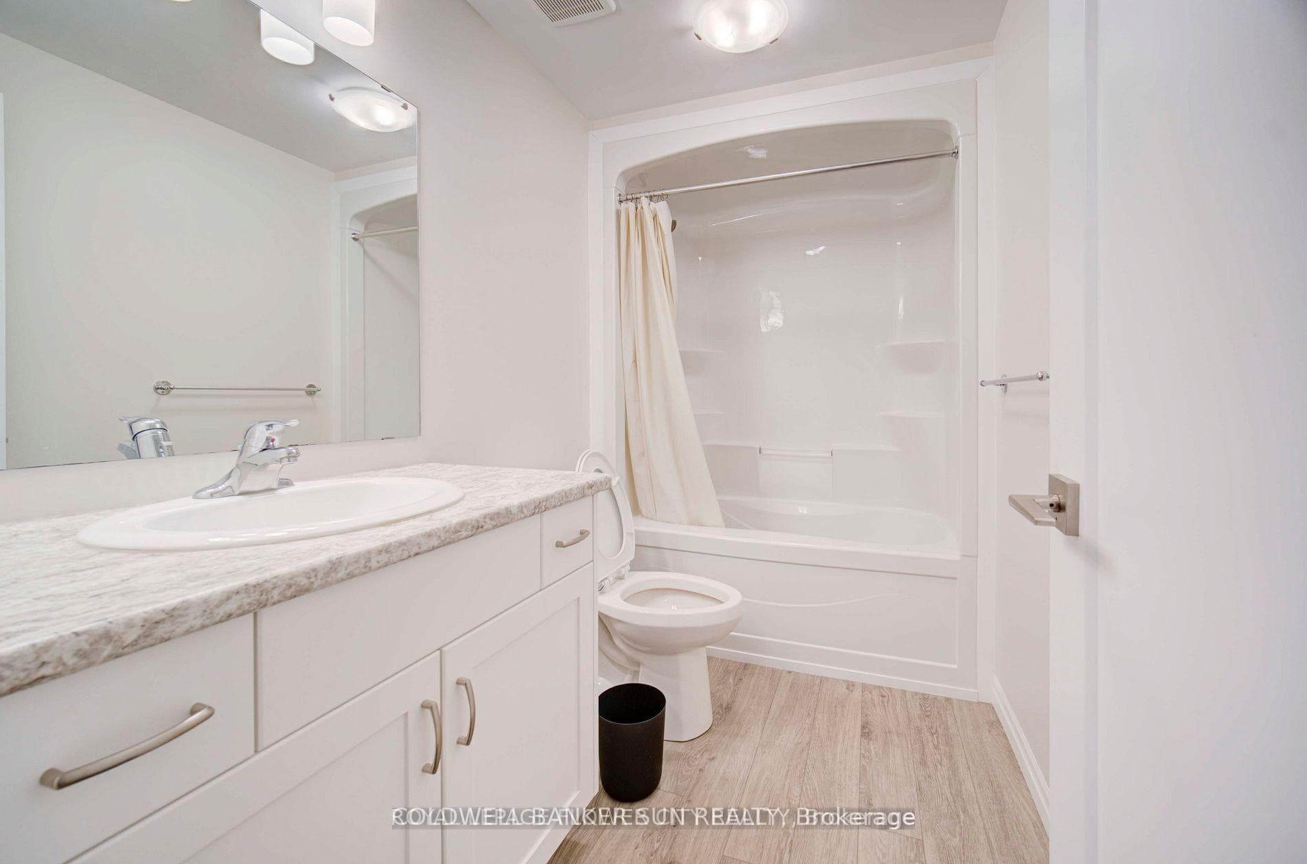 80 Keba Crescent photo 27