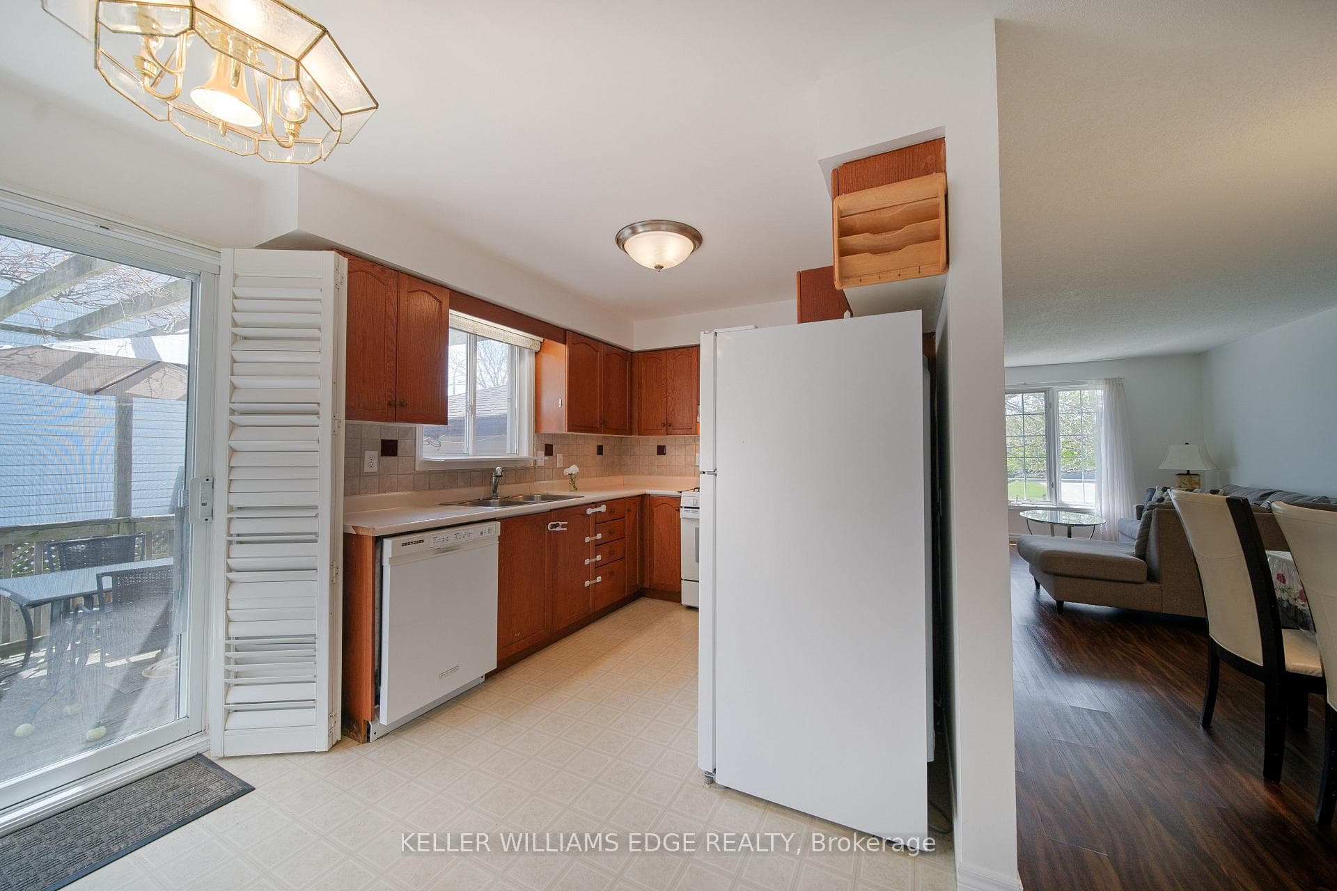 4913 Adam Court photo 15