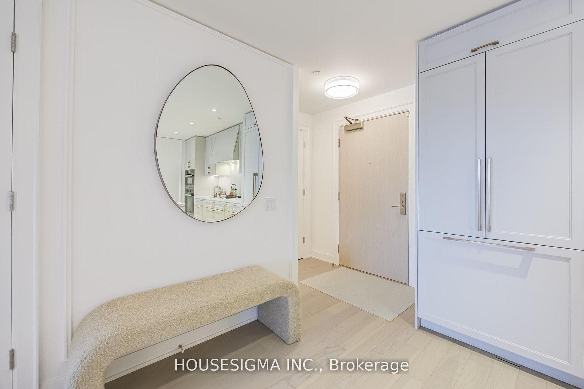1 Strathgowan Avenue Unit 406 photo 6
