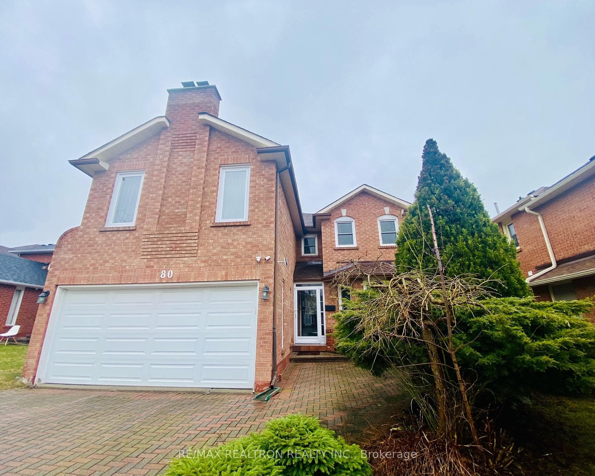 80 John Stiver Crescent photo 2