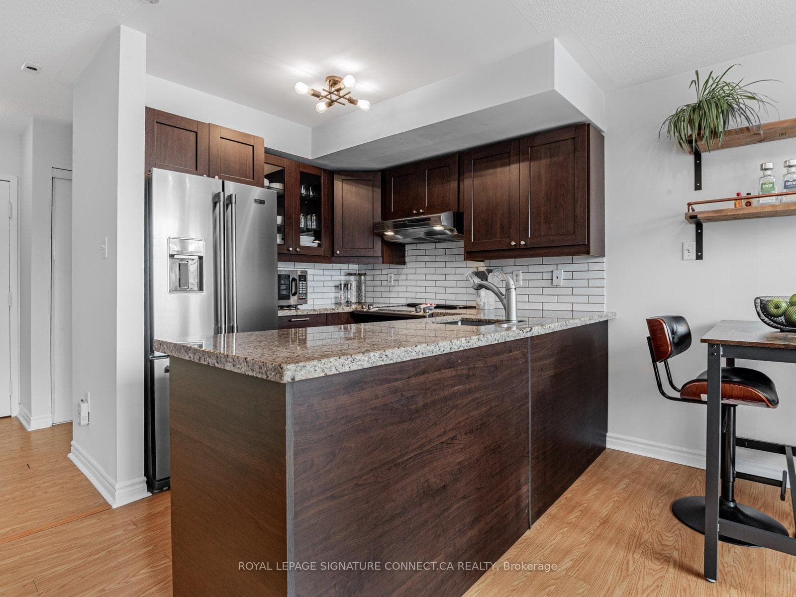 110 Cornell Park Avenue Unit C208 photo 4