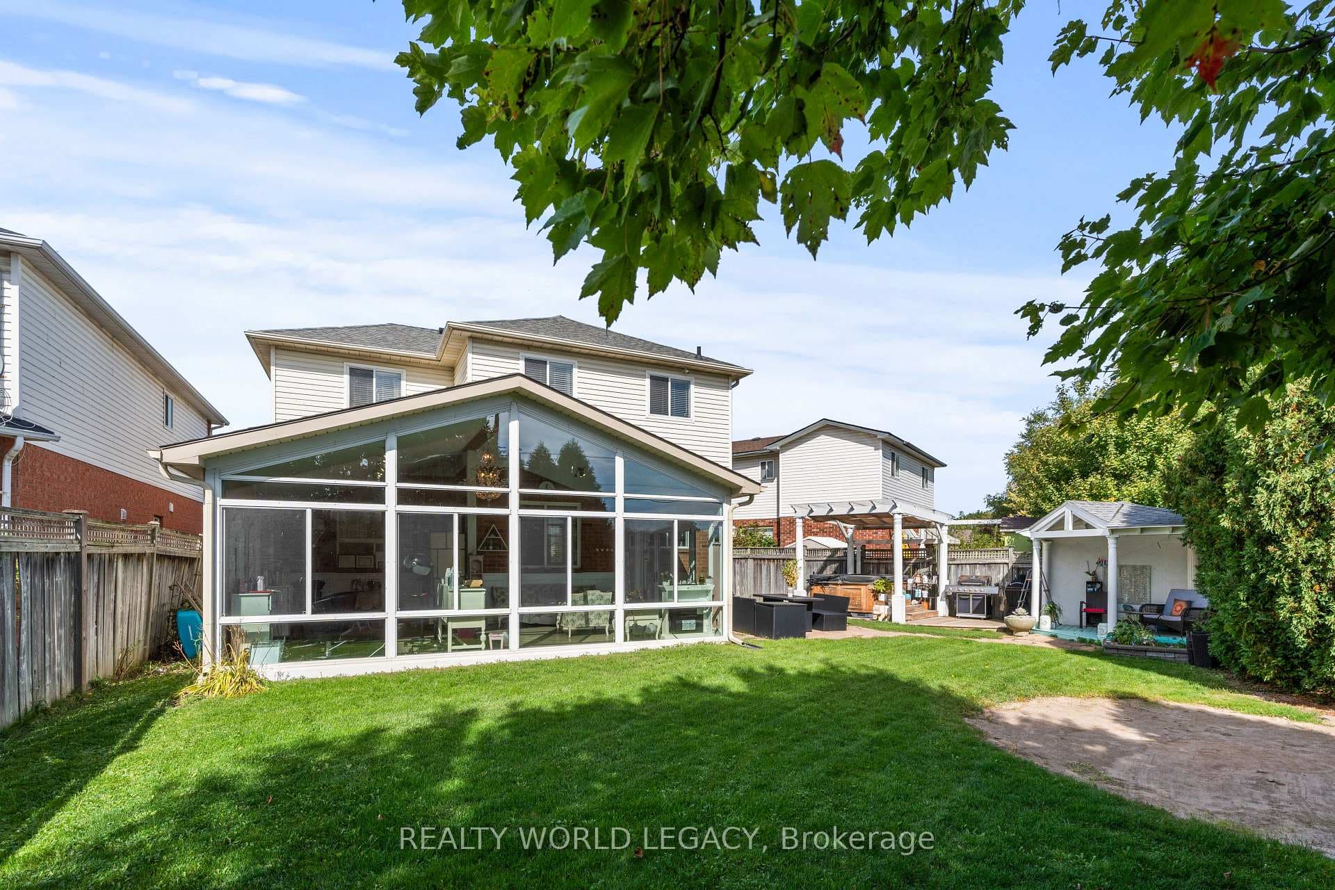 20 Pentland Road photo 38