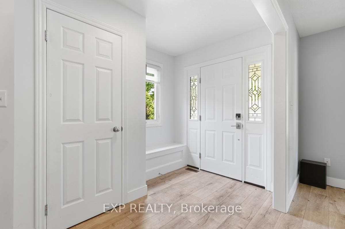 29 Augusta Crescent photo 6