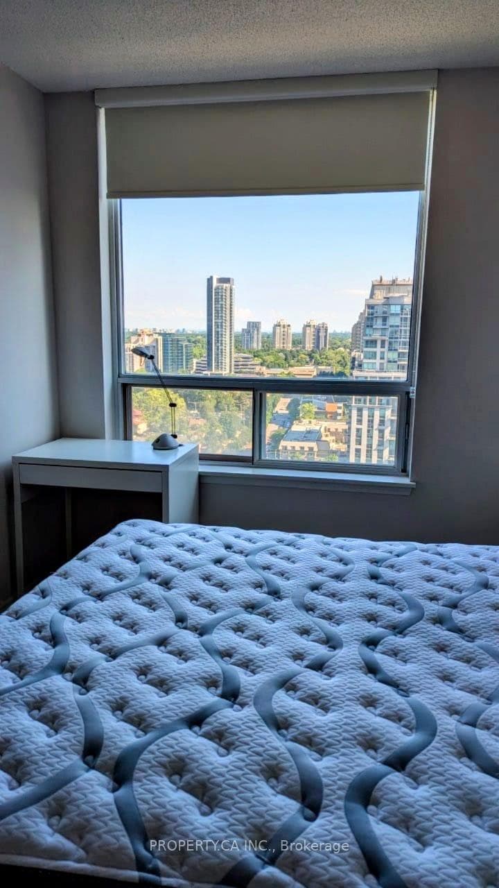 35 Empress Avenue Unit PH205 photo 11