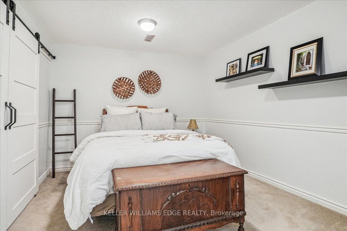 33 Pentland Road photo 31