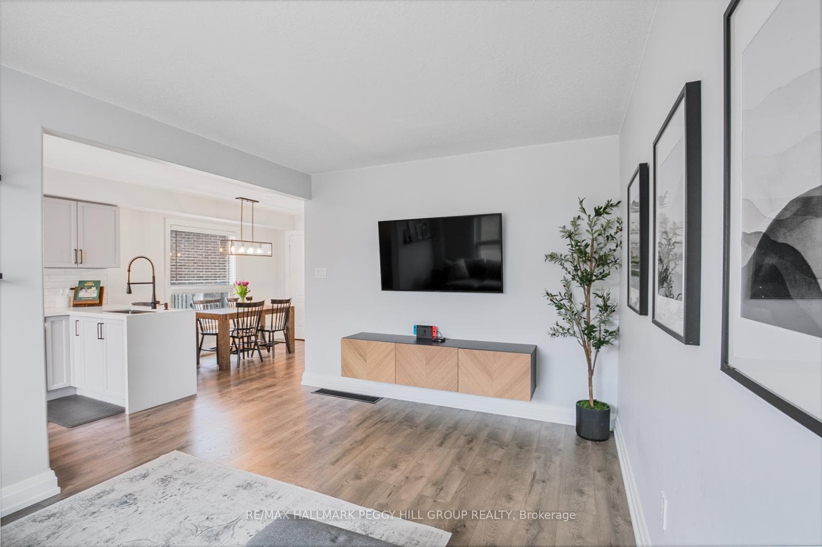 91 Banting Crescent photo 8