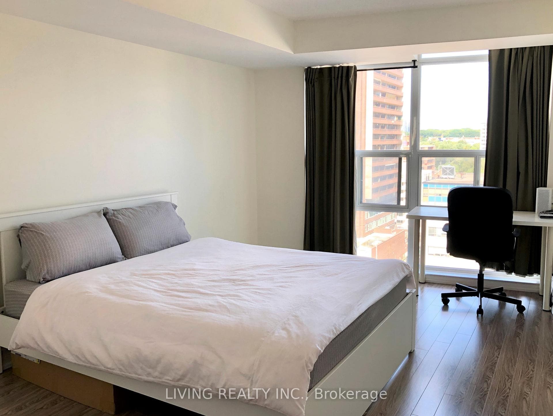 736 Spadina Avenue Unit 1106 photo 11