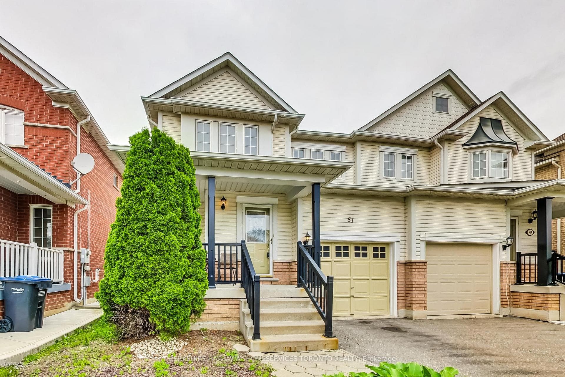 51 Fordwich Boulevard photo 3