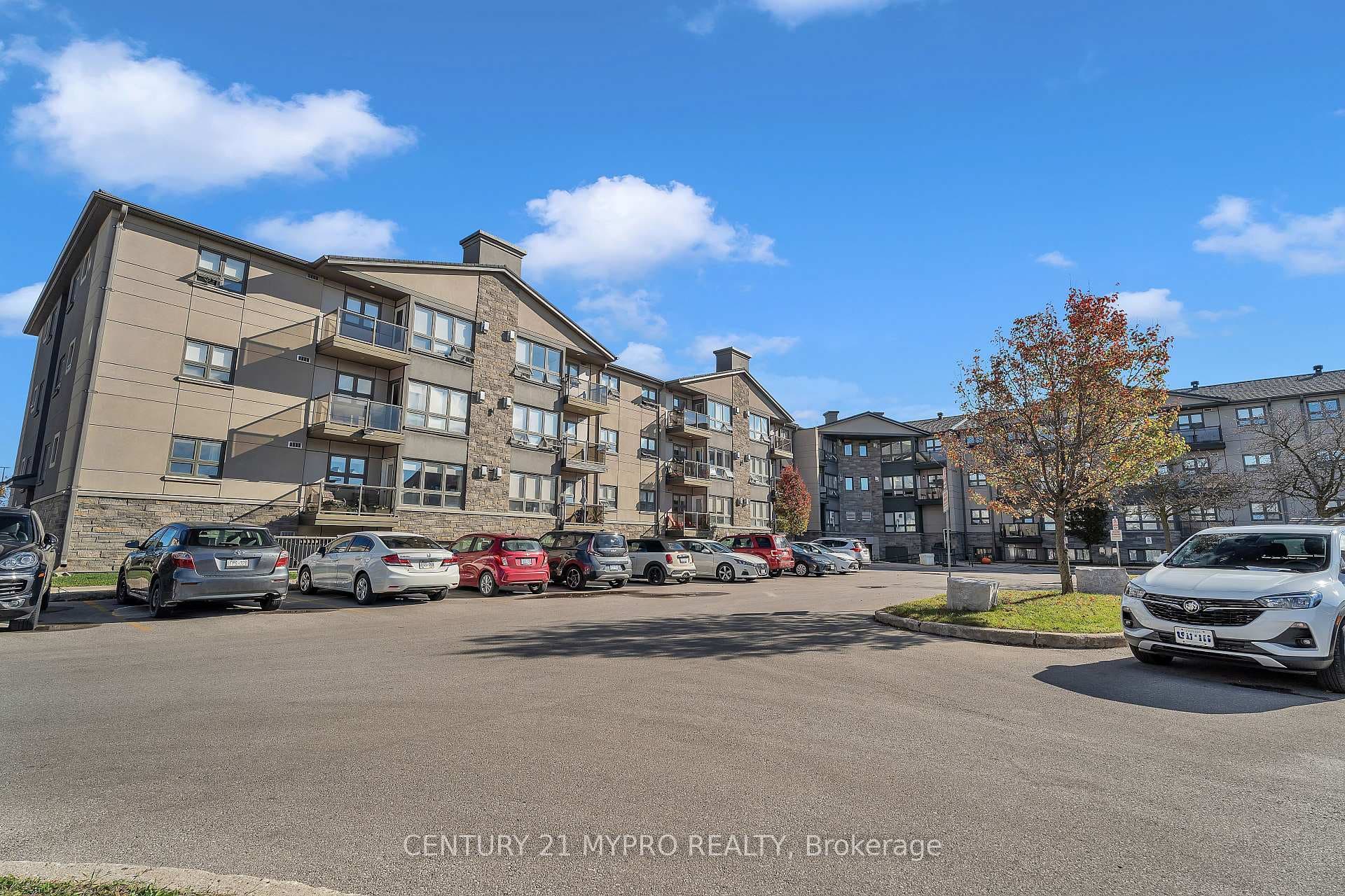 1 Jacksway Crescent Unit 410 photo 2