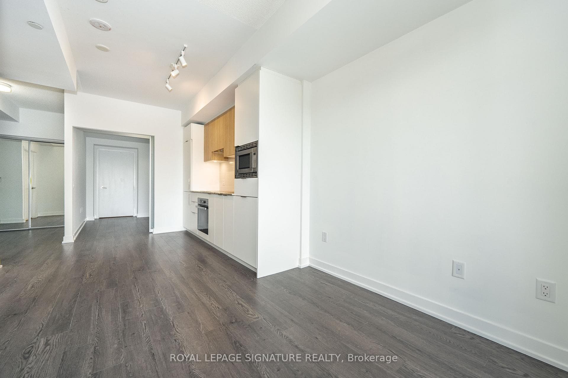 20 O'Neill Road Unit 338 photo 13