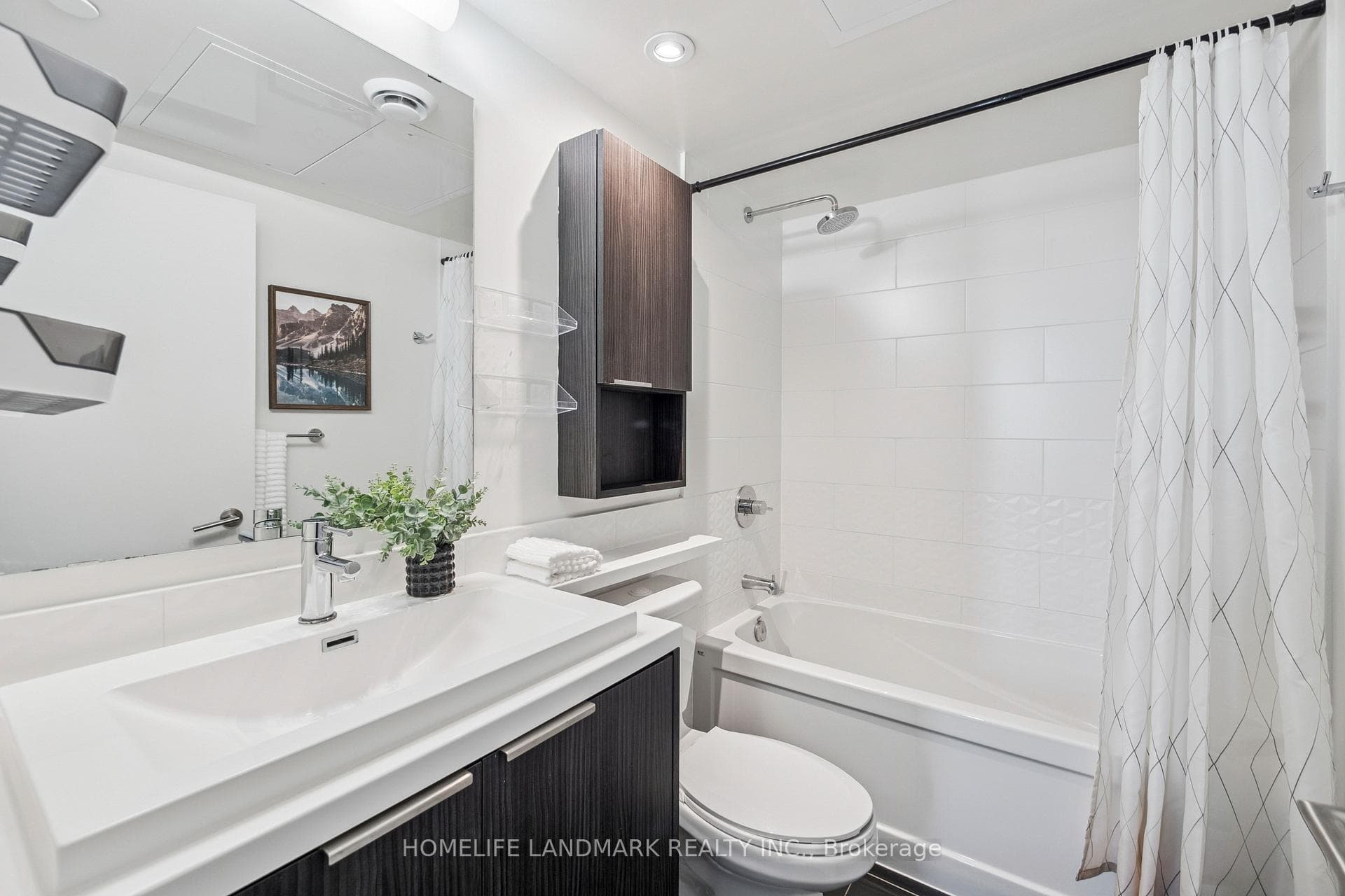2 Sonic Way Unit 1506 photo 19