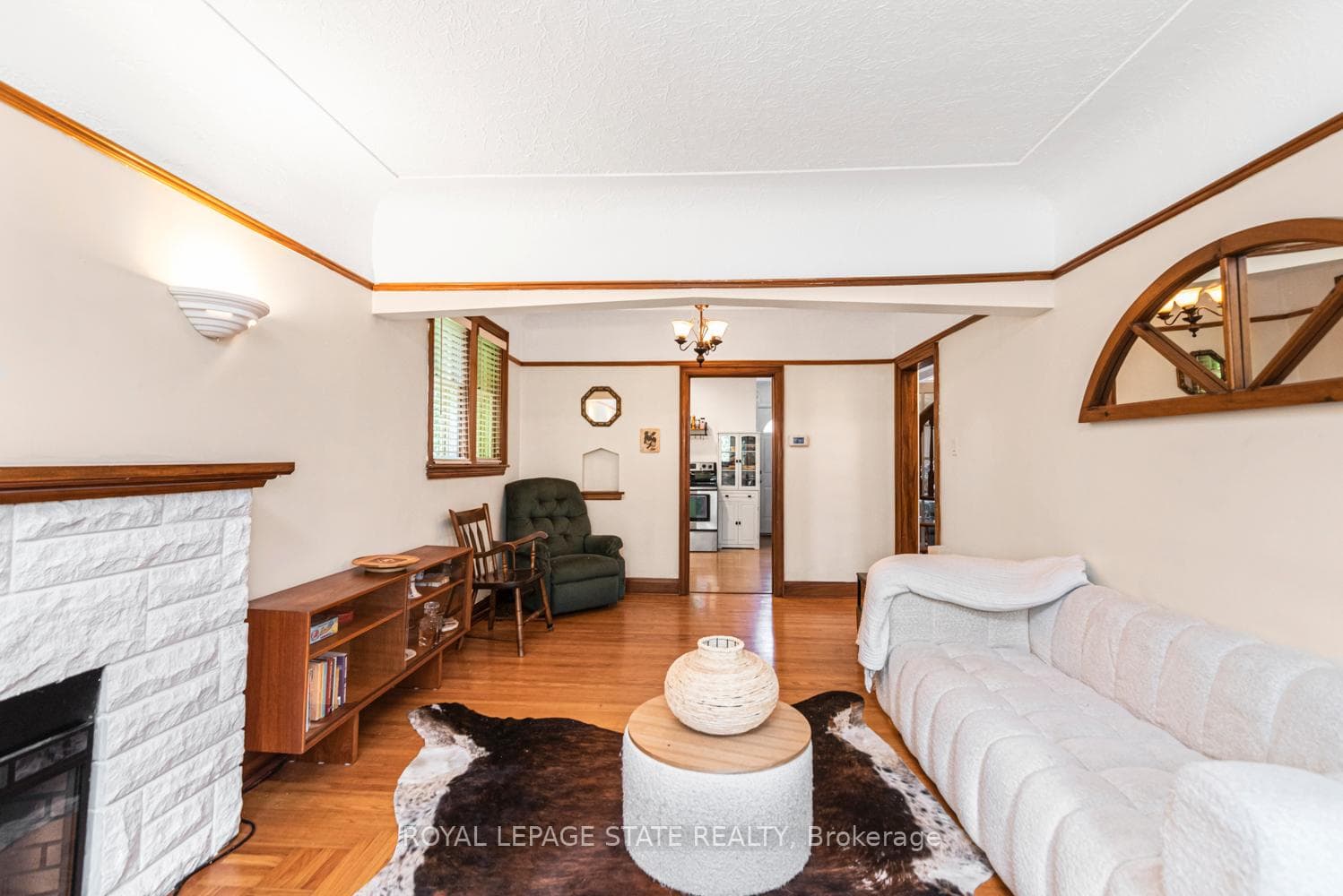 52 Cameron Avenue photo 11