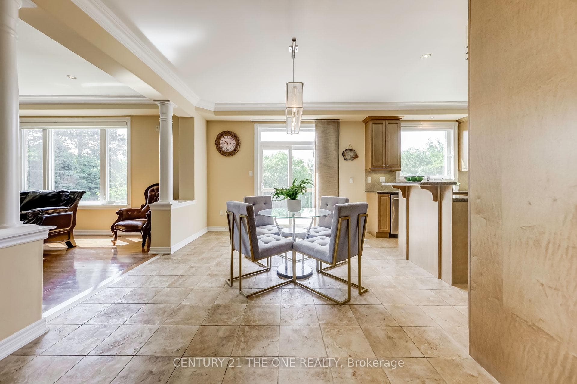 82 Ravine Edge Drive photo 10