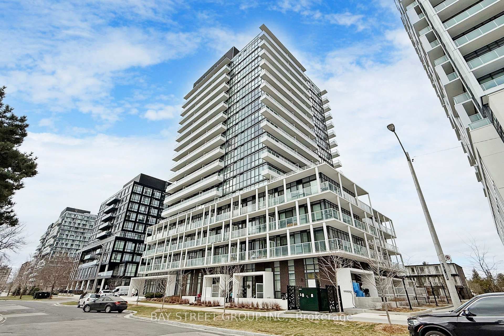 180 Fairview Mall Drive Unit 503 photo 2