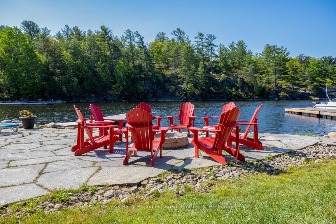 Make memories by the fire pit