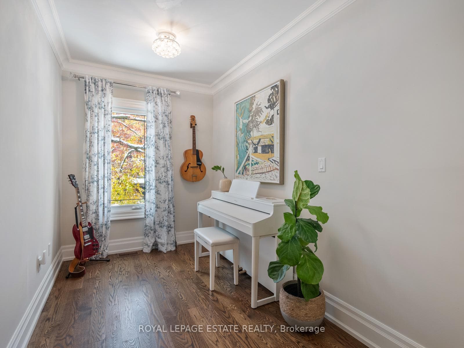 143B Silver Birch Avenue photo 23