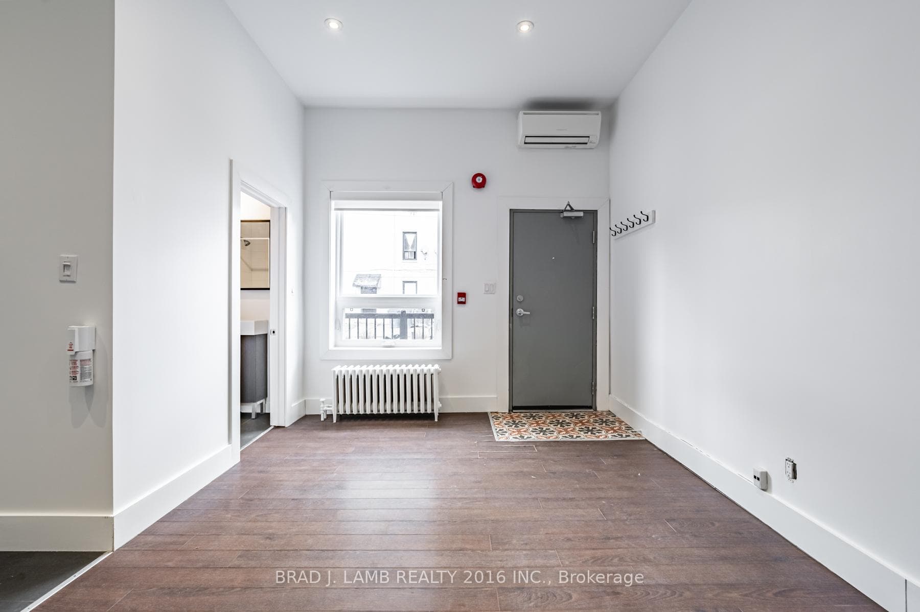 65 Wright Avenue Unit A photo 5
