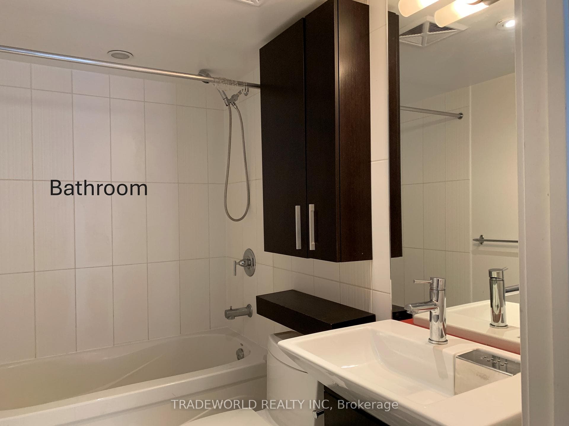 8 Telegram Mews Unit 609 photo 8