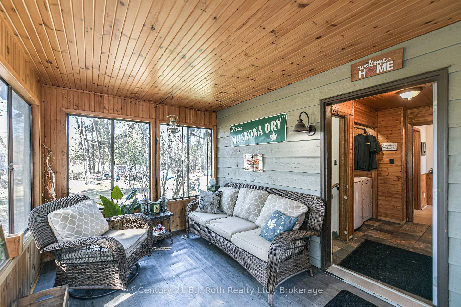 2352 Reeves Road photo 9