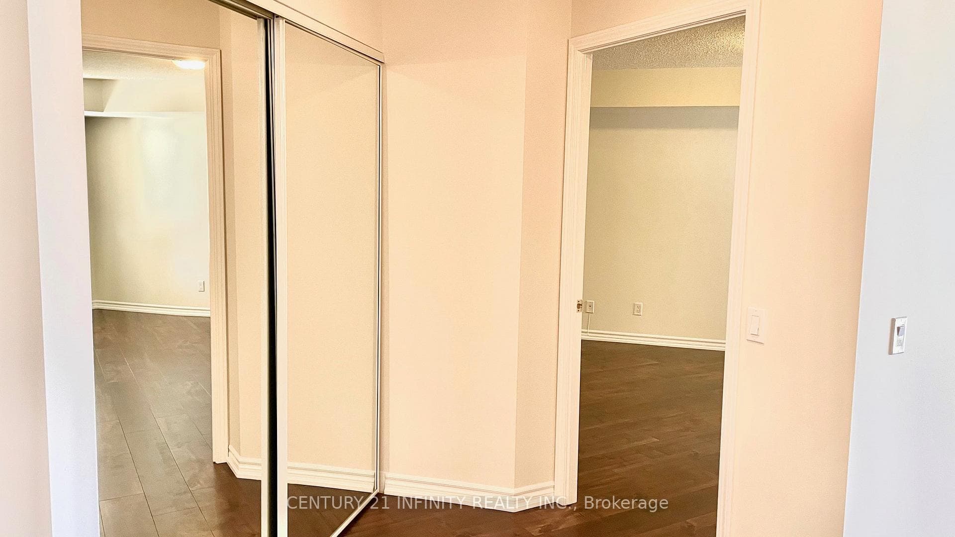 35 Kingsbridge Garden Circle Unit 401 photo 12