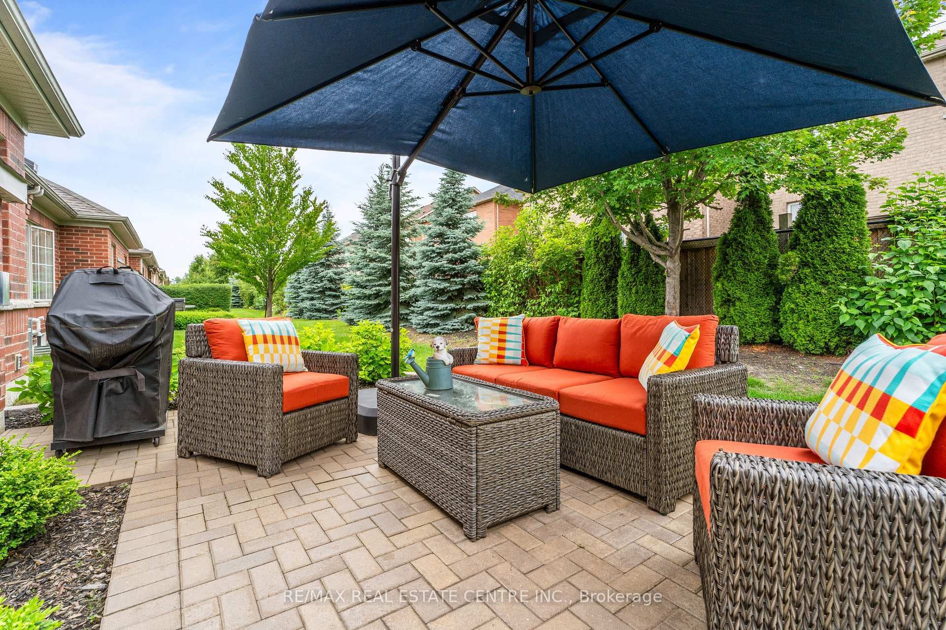 38 Muzzo Drive photo 33