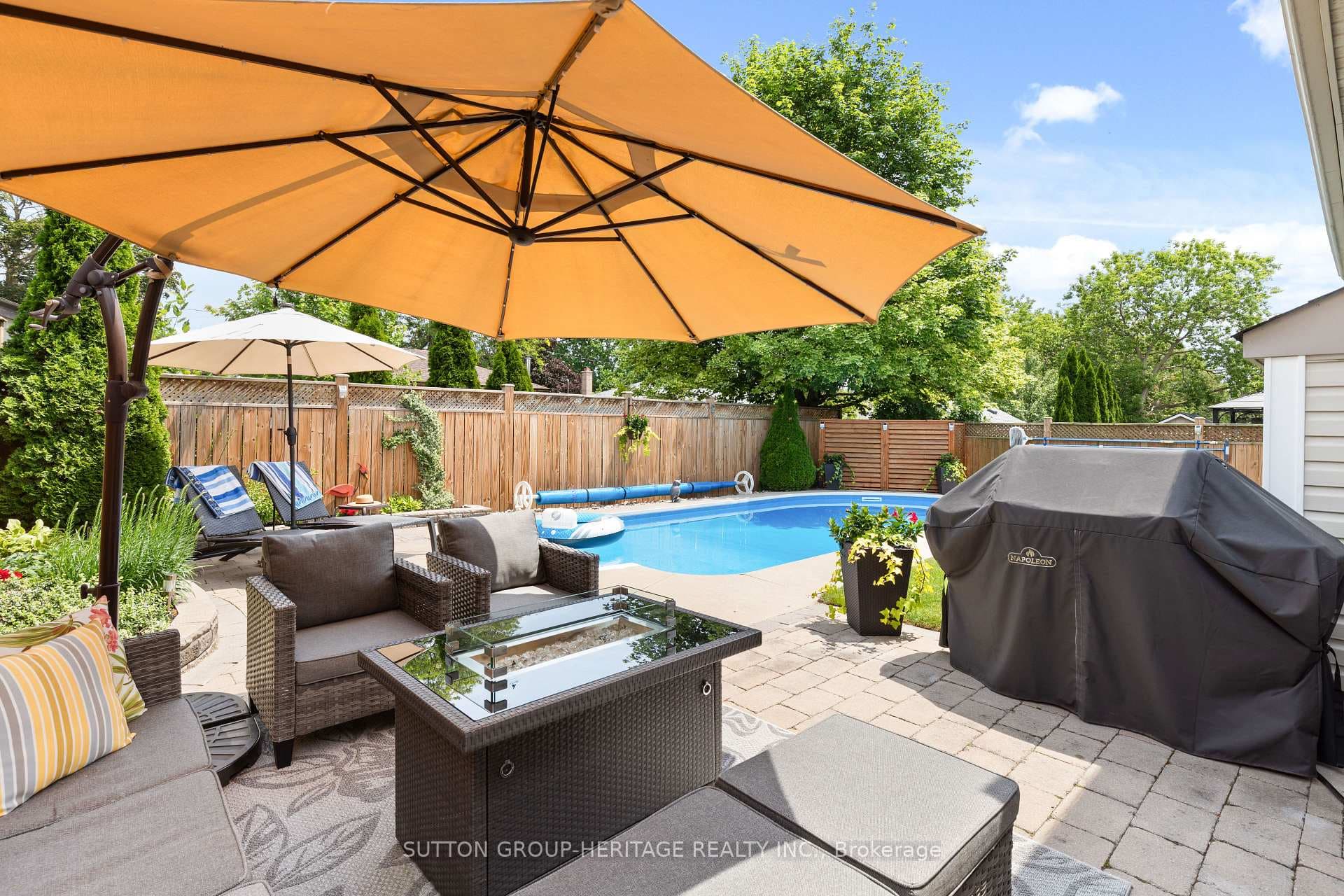 27 Kimberly Drive photo 42