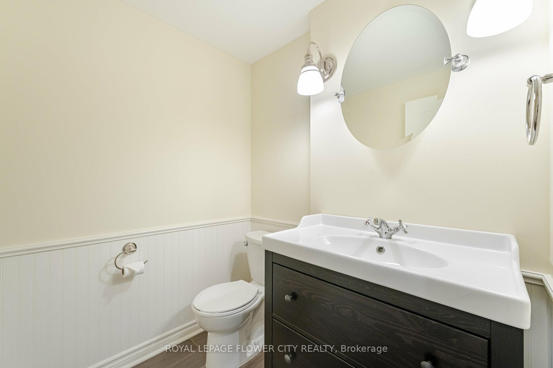 9 Glennie Drive photo 37