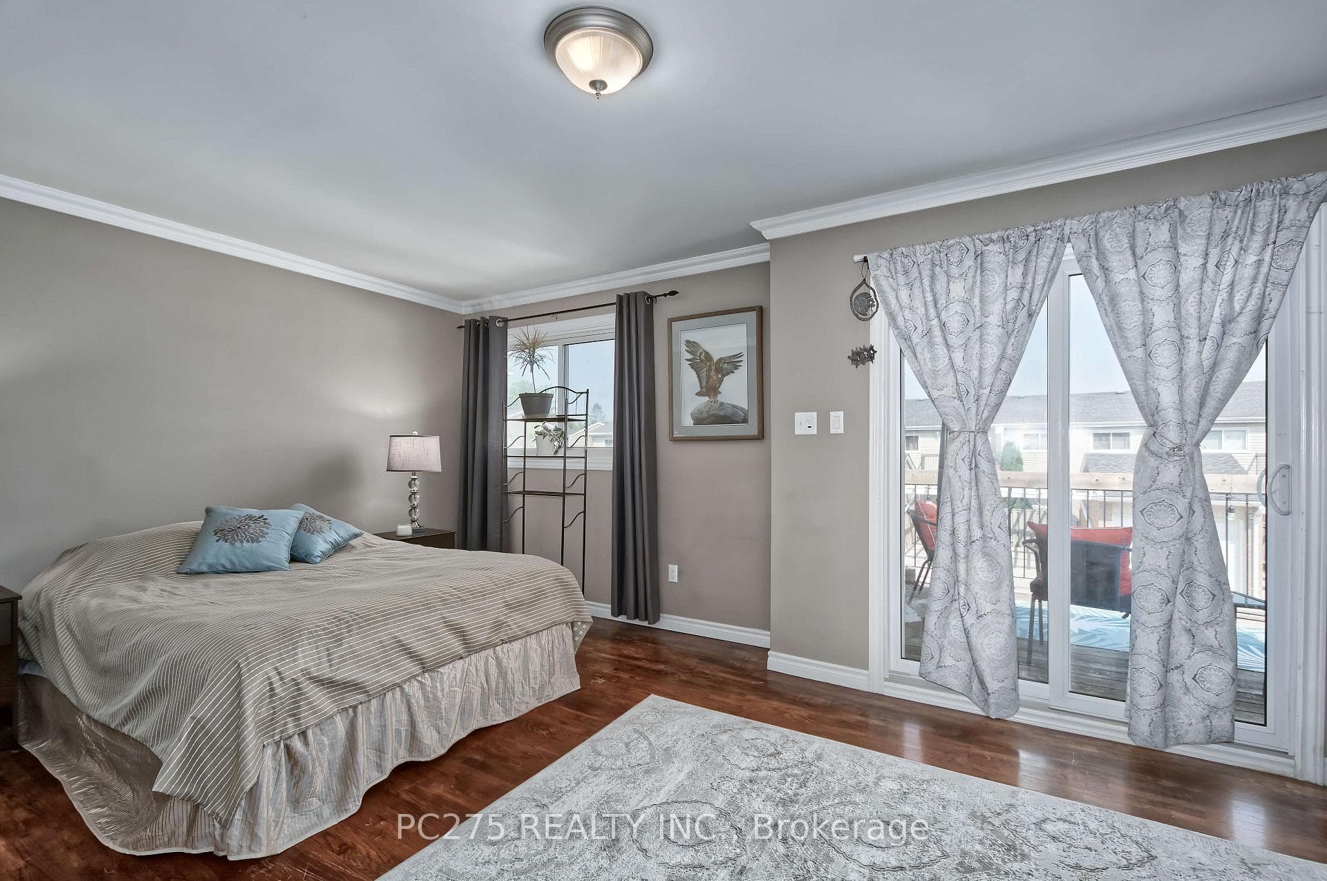 669 Osgoode Drive Unit 15 photo 18