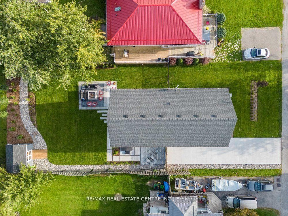 54 Lakeview Avenue photo 7