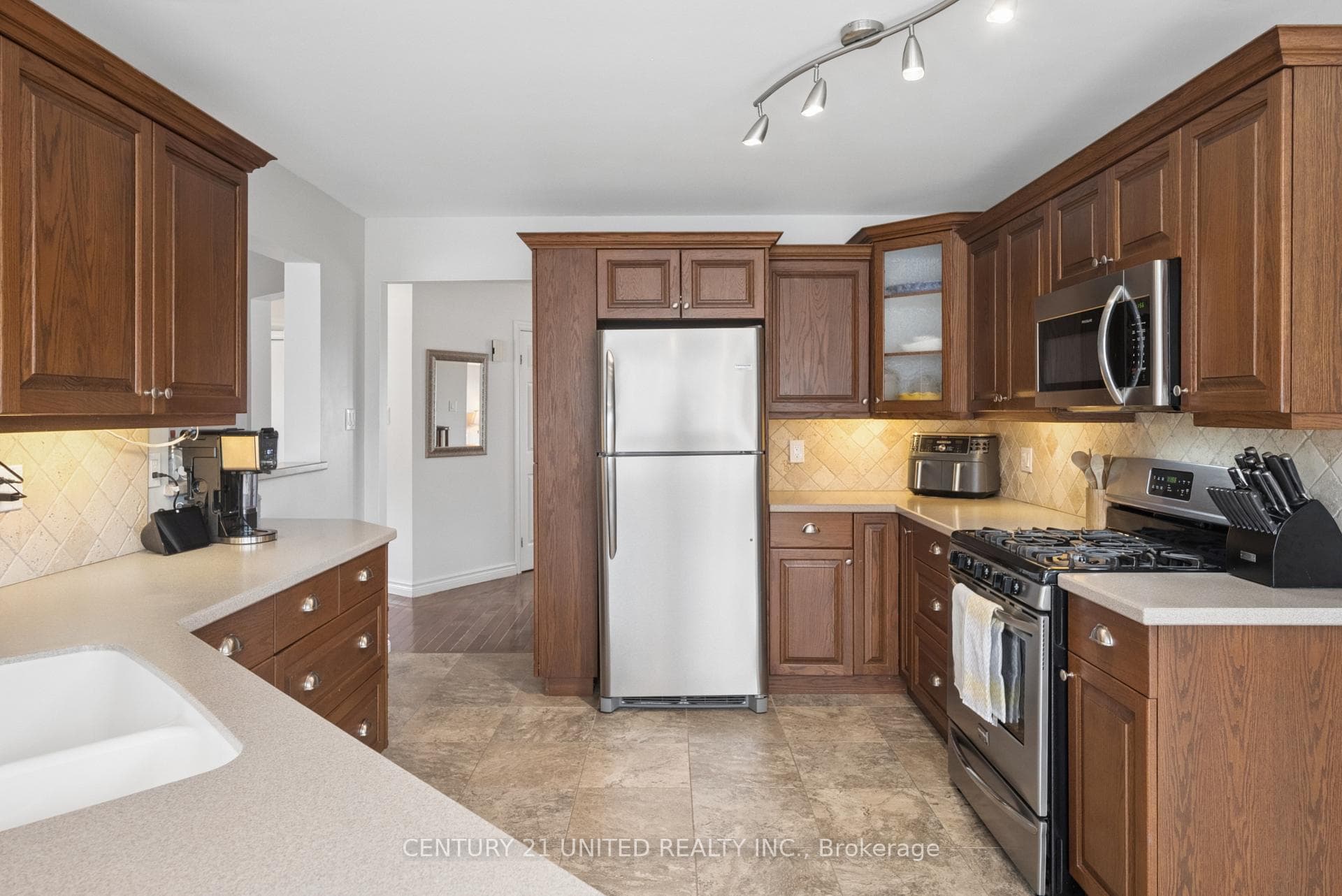 234 Ridgewood Road photo 11