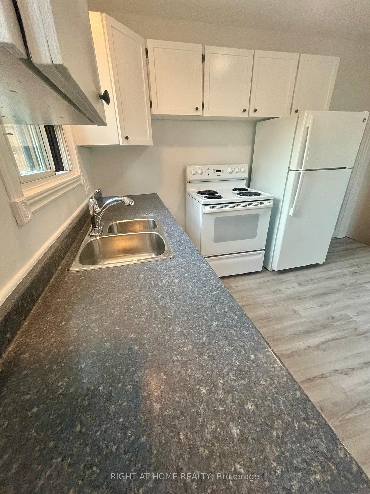 1112 Cedar Street photo 12