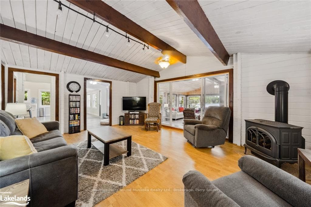 223 SANDY PLAINS Road photo 36