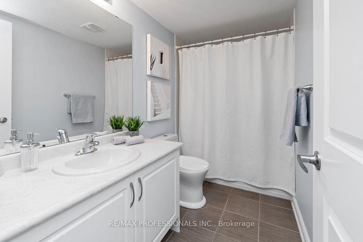 12 Augustus Terrace Unit 104 photo 37