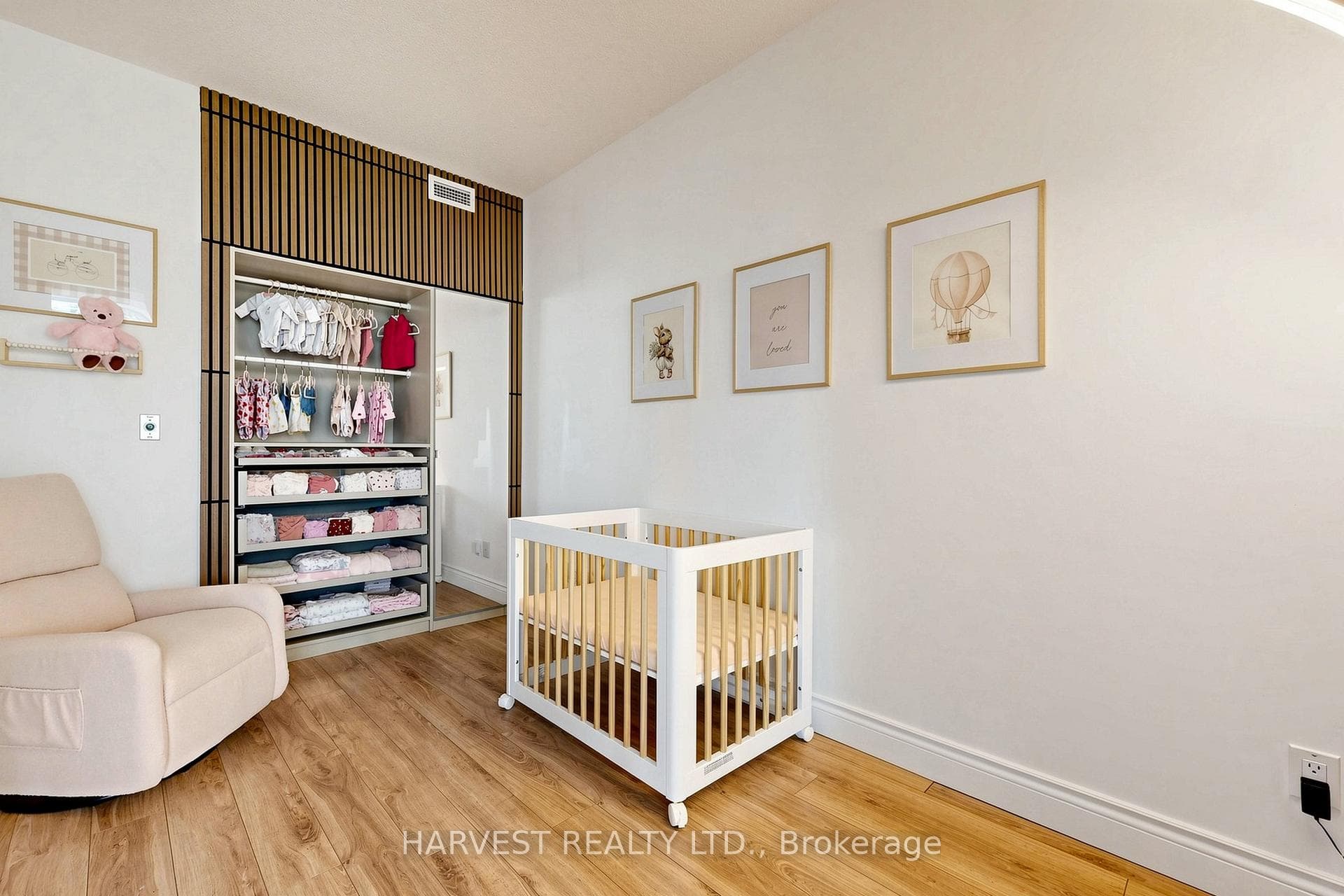 209 Fort York Boulevard Unit 380 photo 27