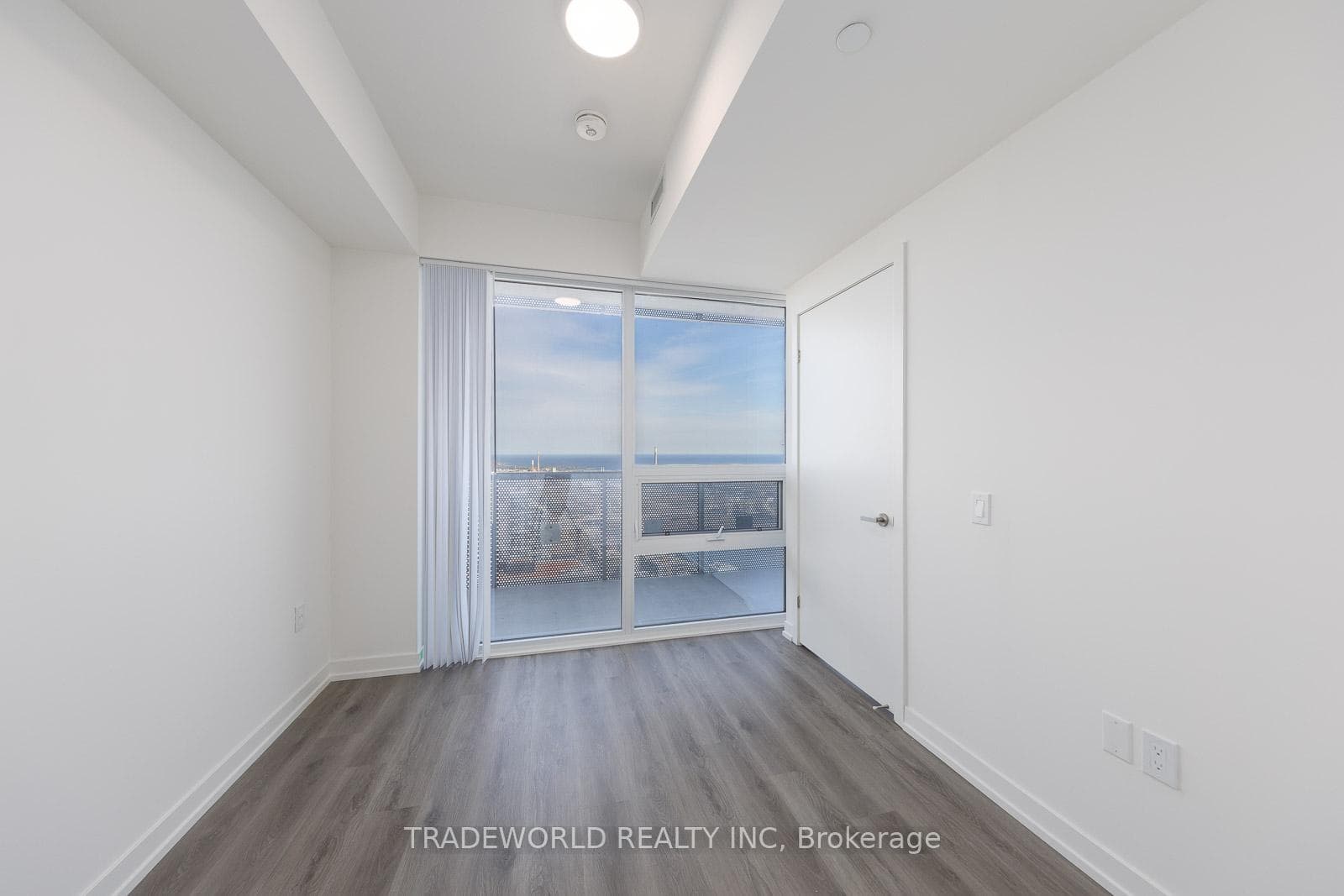 138 Downes Street Unit 7005 photo 13