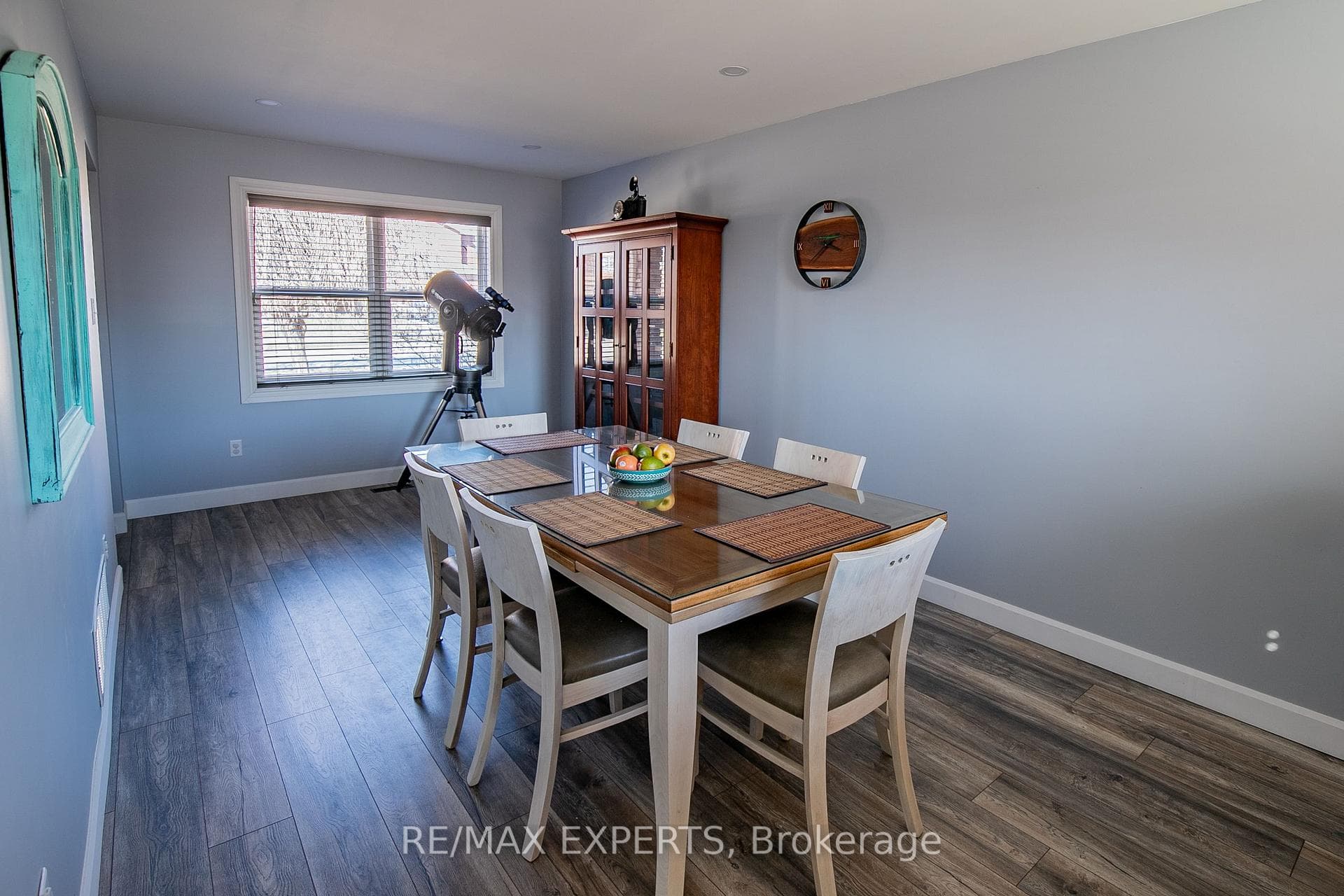 213 Melbourne Drive photo 10