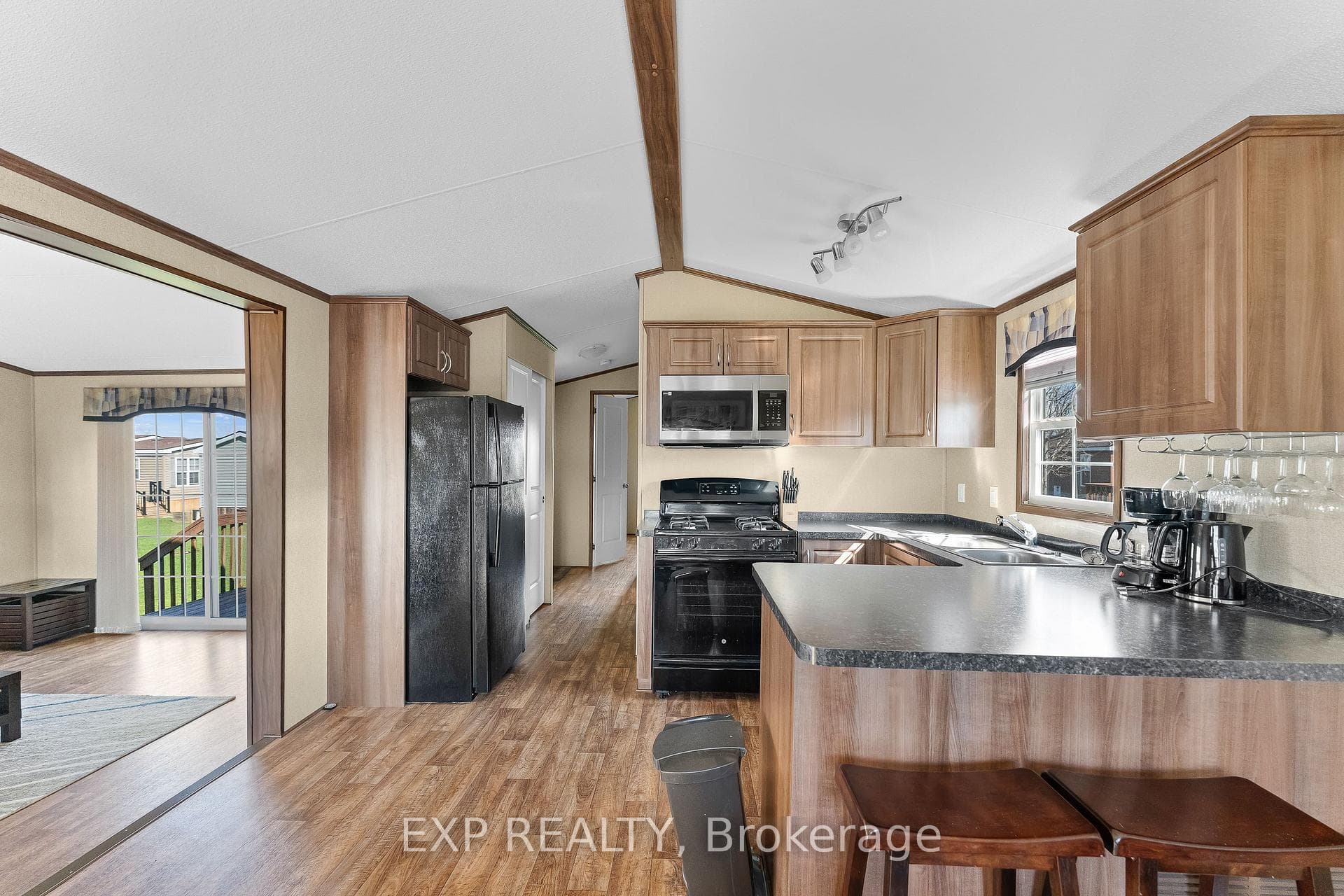 1501 Line 8 Road Unit 110 photo 8