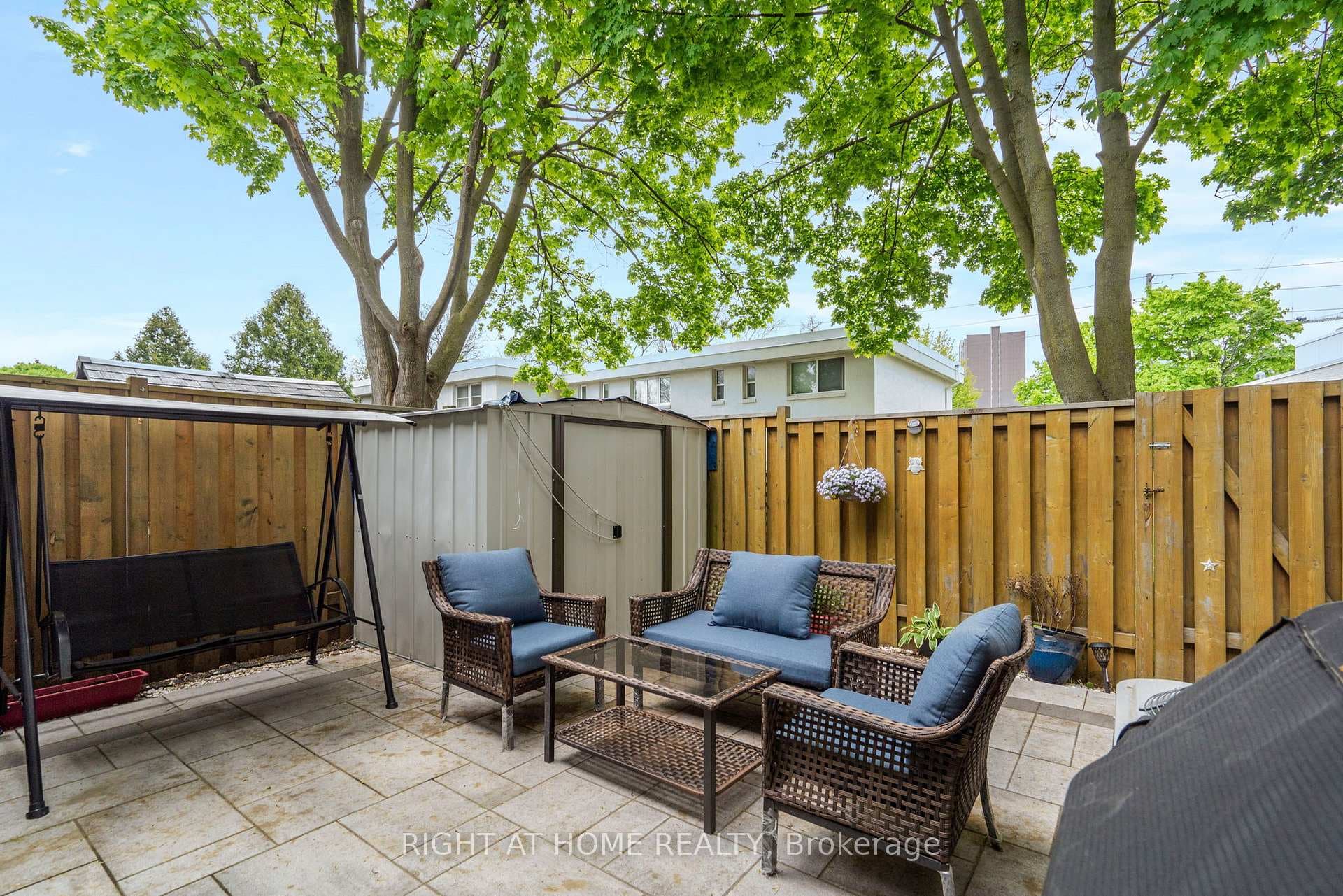 2075 Warden Avenue Unit 11 photo 19