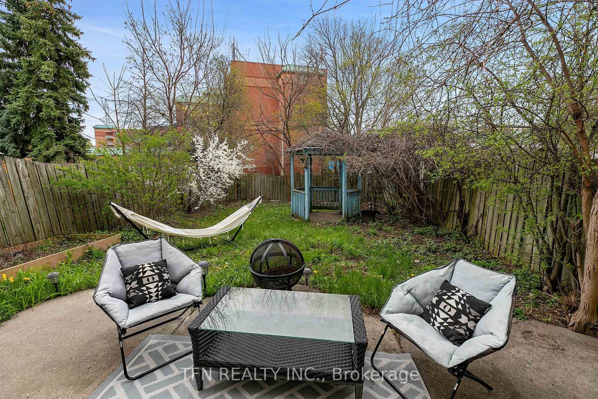 38 Bellrock Drive photo 40