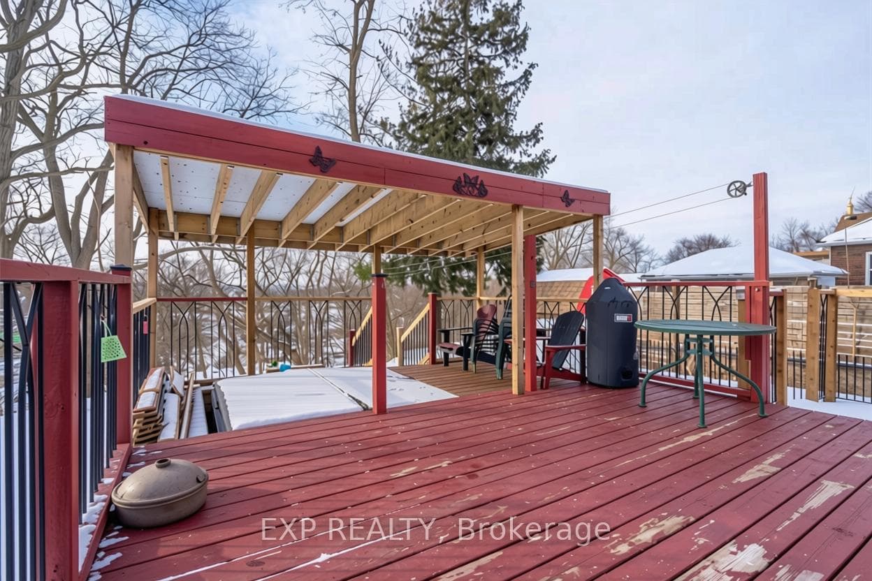 78 Terrace Hill Street photo 22