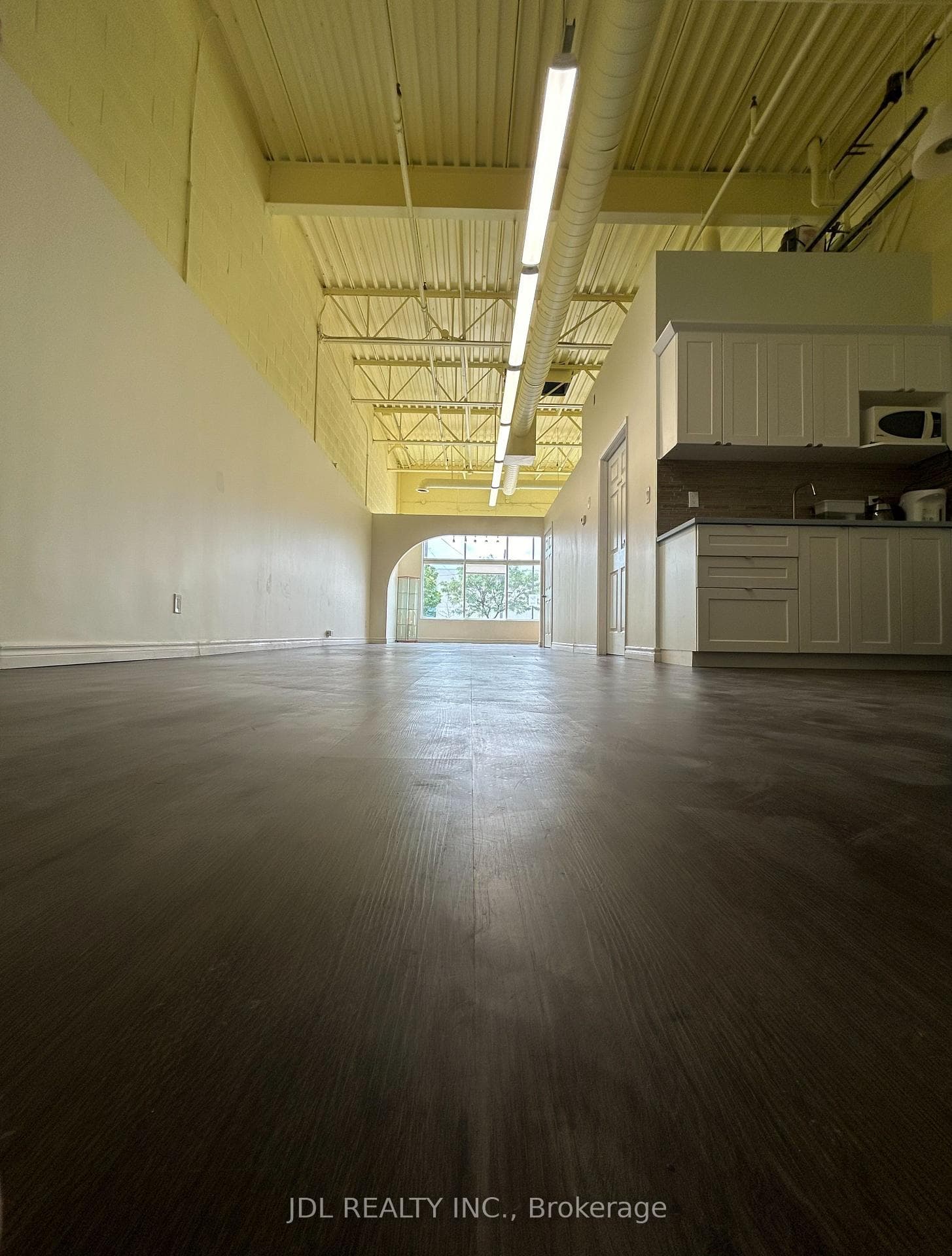 290 Yorktech Dr. Drive Unit Unit 20 photo 4