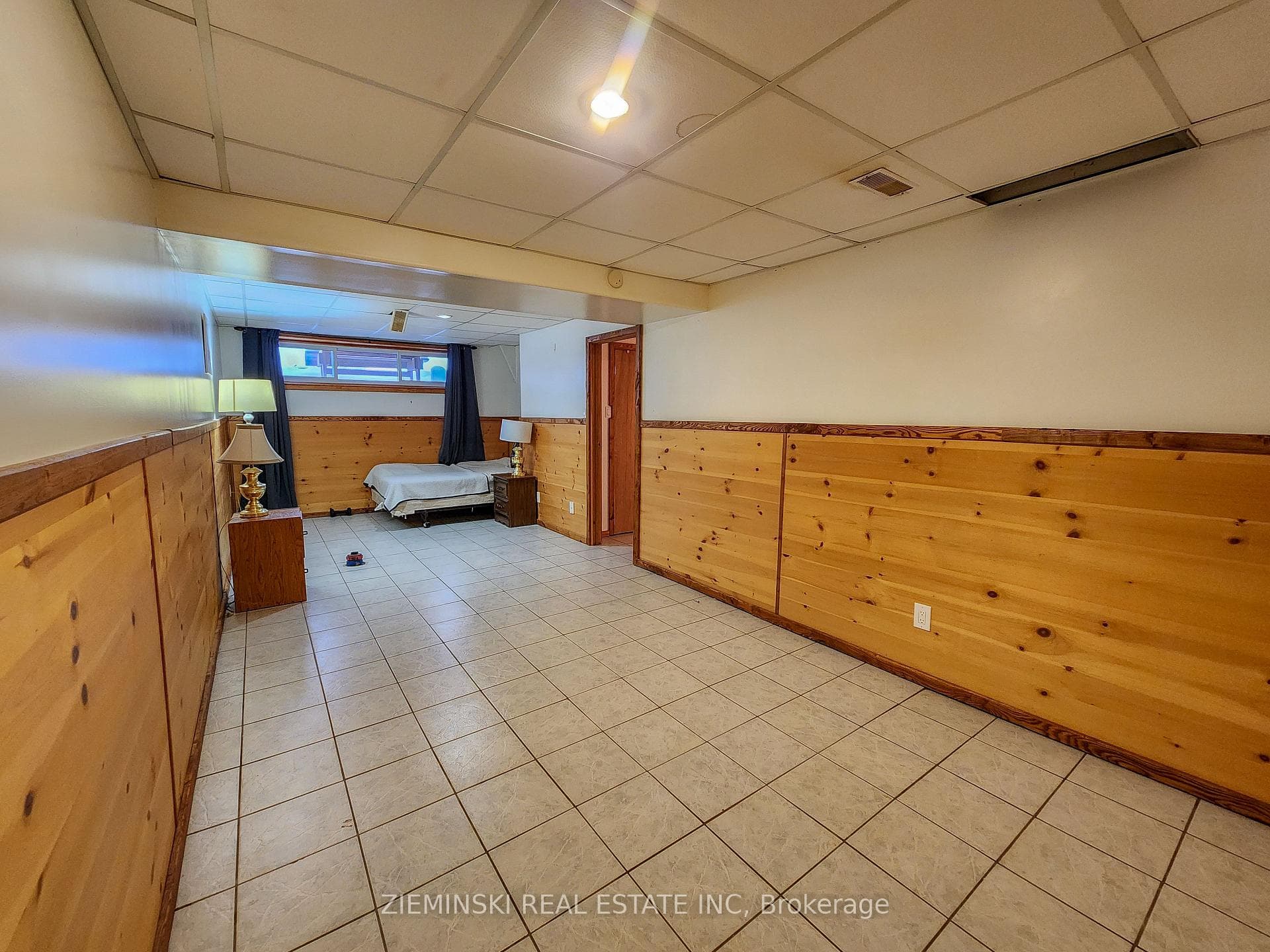 143 Tamarack Street photo 26