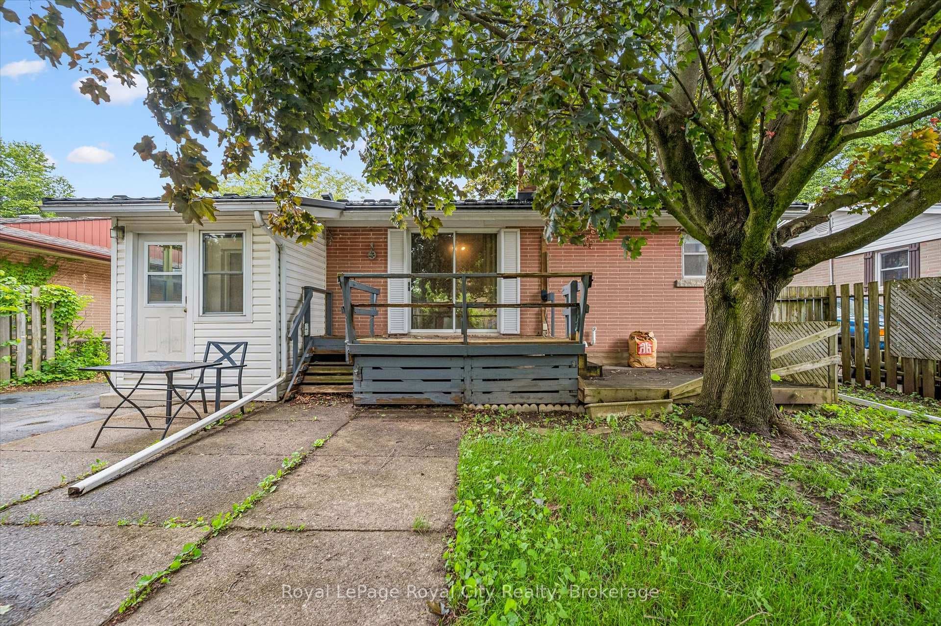 87 Cassino Avenue photo 30