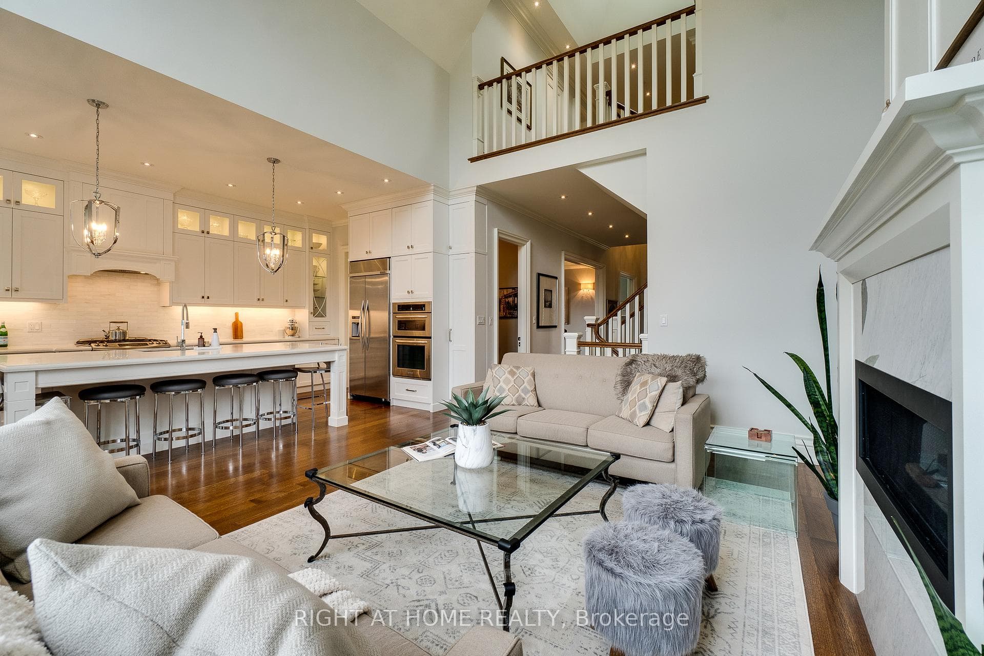 298 Felan Avenue photo 7
