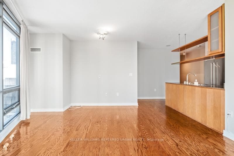 3 Navy Wharf Court Unit 1803 photo 17